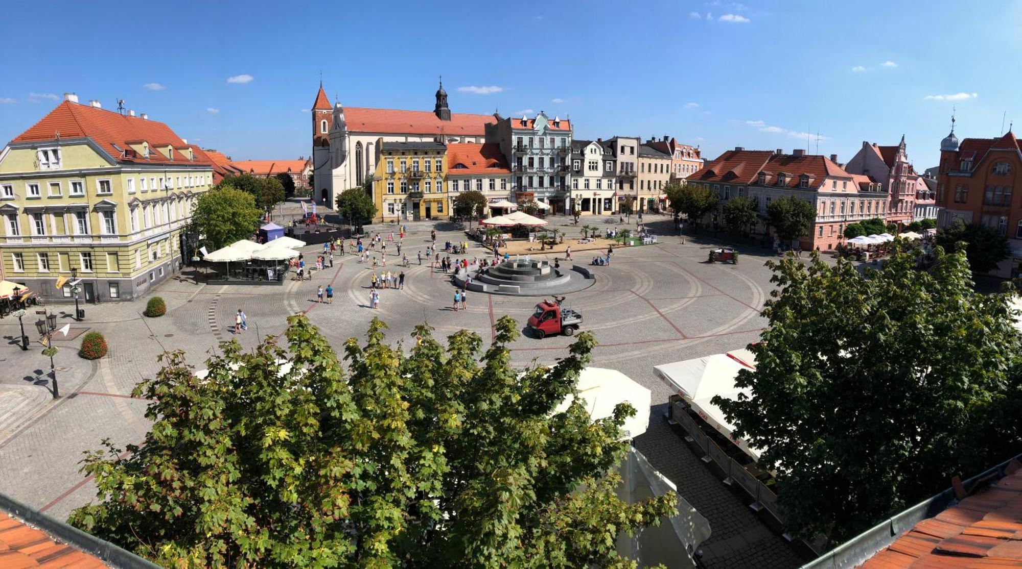 Apartament Kleopatra Gniezno Luaran gambar