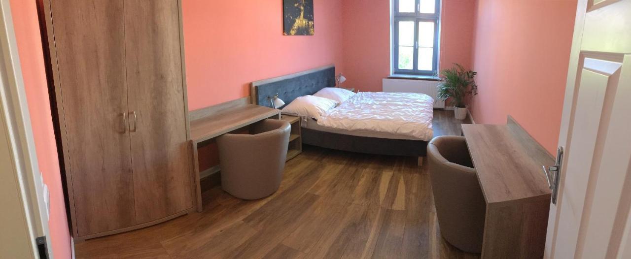 Apartament Kleopatra Apartment Gniezno Luaran gambar